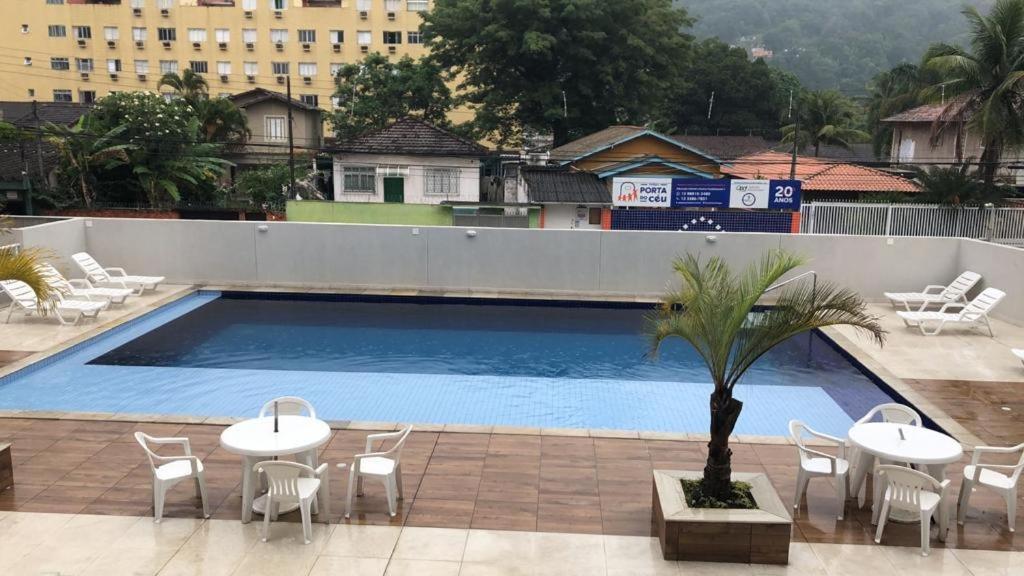 Condominio Villa Di Fiori Гуаружа Экстерьер фото